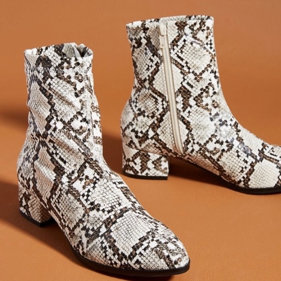 Boots.  MATIKO Anthropologie 7 /37 - Picture 3 of 12